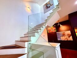 lucky-view photo thumbnail #15